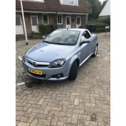 Opel Tigra 1.4 16V Twintop 2004 Blauw