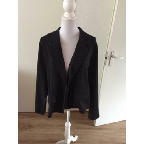 432. Yesta Blazer Zwart/Zilver nieuw maat 48