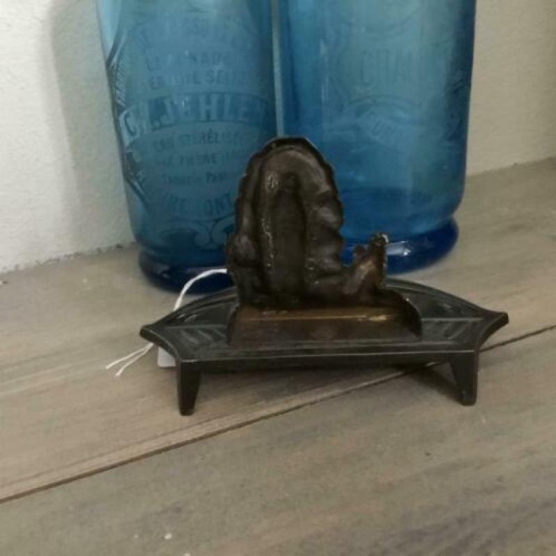 Lourdes tin beeldje schaaltje Maria religie wijwaterbakje