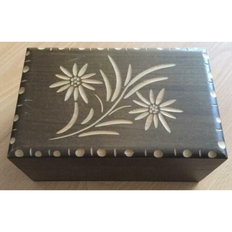 Houten doosje Oostenrijk Edelweiss, jaren 70