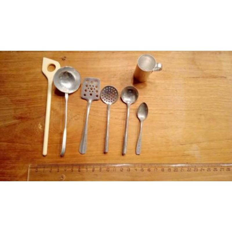 Vintage speelgoed keuken