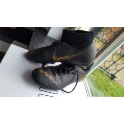 Voetbalschoenen Nike Mercurial Superfly 6 Club MG Black/Gold