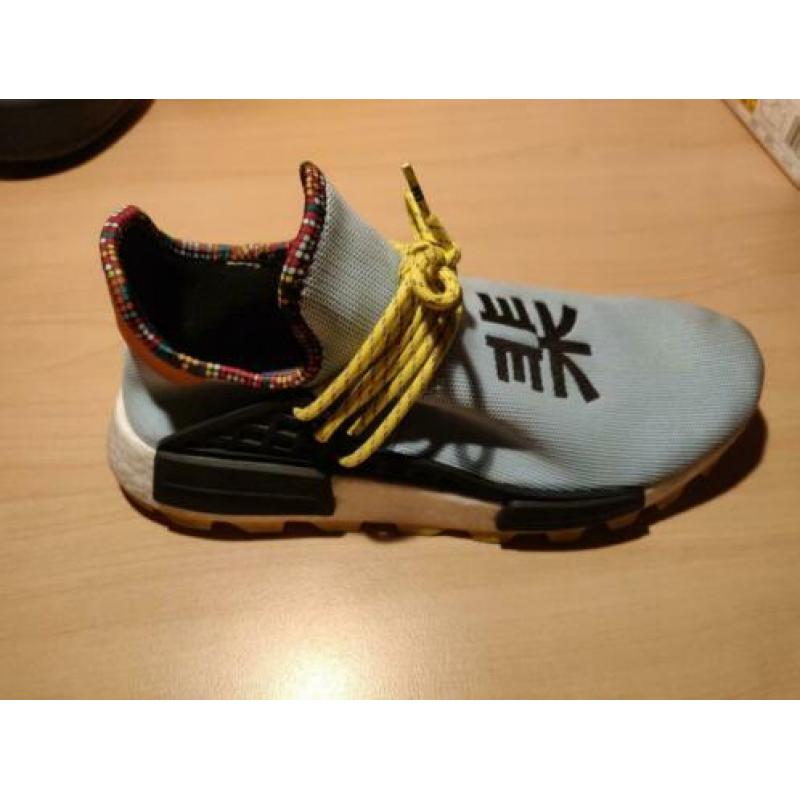Adidas NMD HU Inspiration Pack Clear Sky maat 44 2/3, 10.5