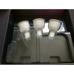 3 Philips Hue White and Color Ambiance lampen GU10 - Nieuw
