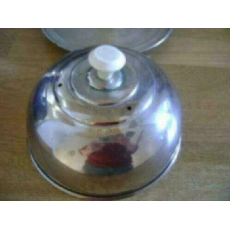 oud schaaltje met stolp