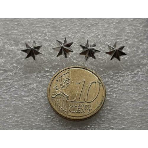 4 stuks Zilverkleurige miniatuur sterren voor op de baton