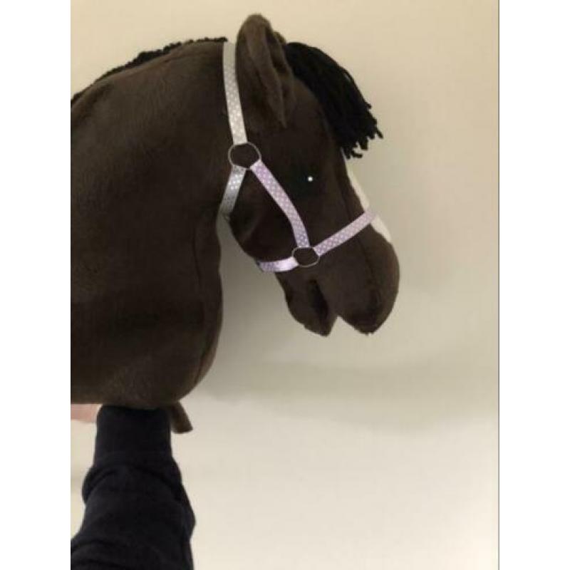 Hobbyhorse, stokpaard. Incl halster, halstertouw en vulling