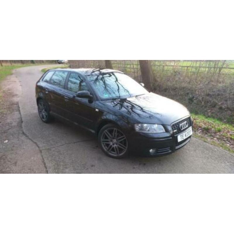 Audi A3 Sportback 2.0 TDI S-edition ✔Xenon verlichting ✔Half