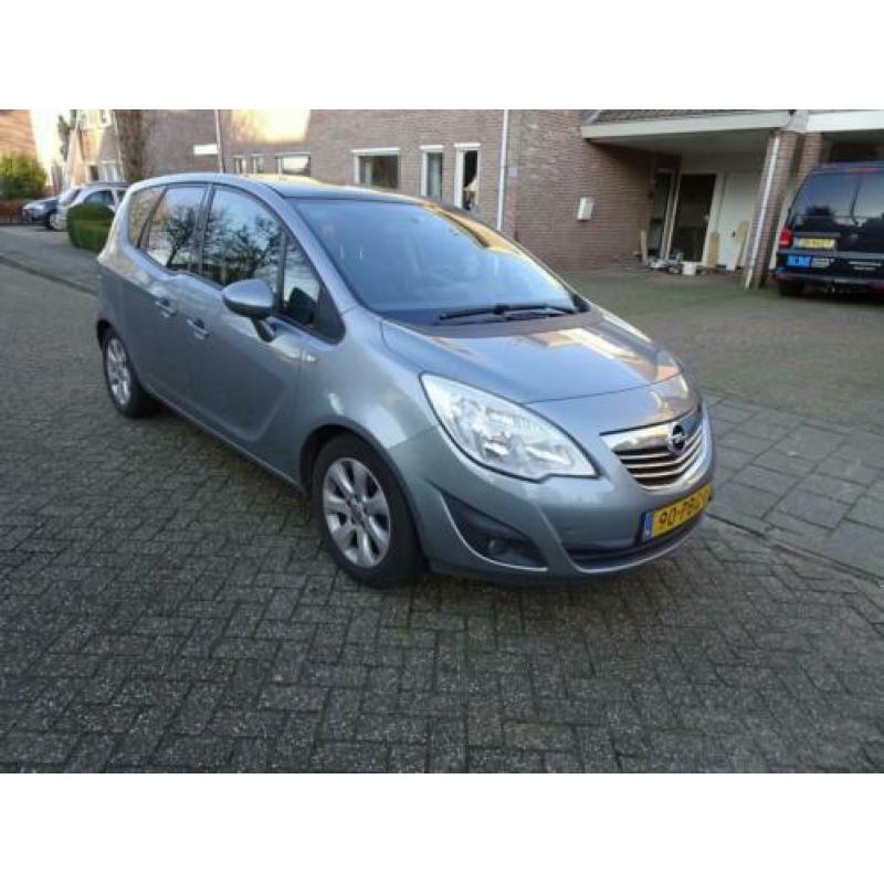 Opel Meriva 1.4 Turbo Cosmo nieuwstaat nap boekjes 2 sleutel