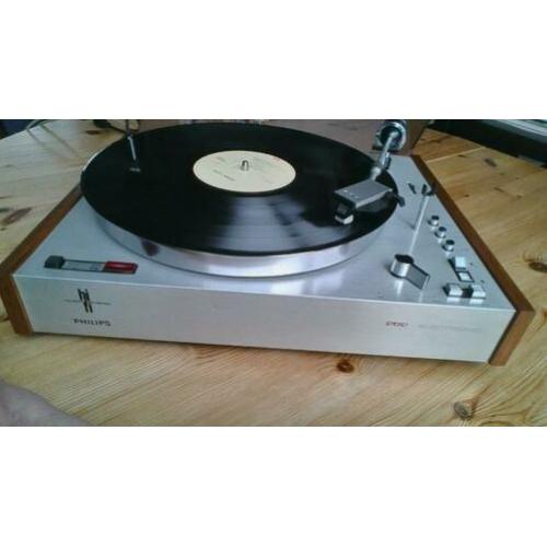 Philips 202 platenspeler ( 22GA202 )