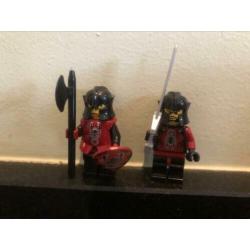 Lego 8802 Dark Fortress landing veel poppetjes (r62)
