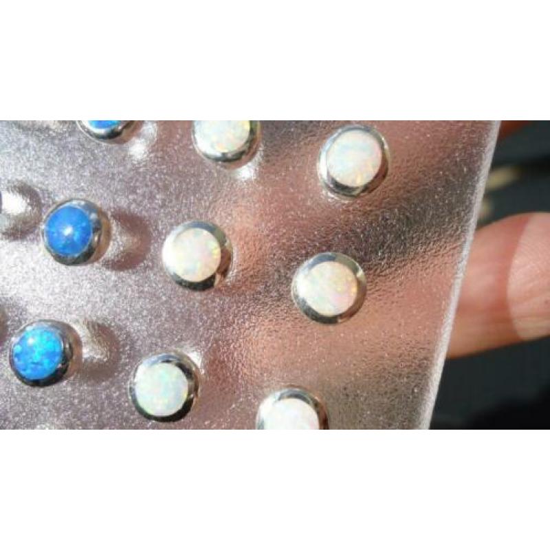 925 zilver oorbellen / oorknopjes witte lab opaal - Vanoli
