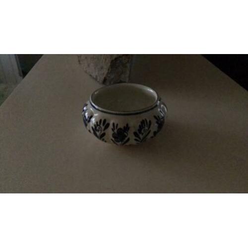 Delfts Blauw , bakje met theezeefje.
