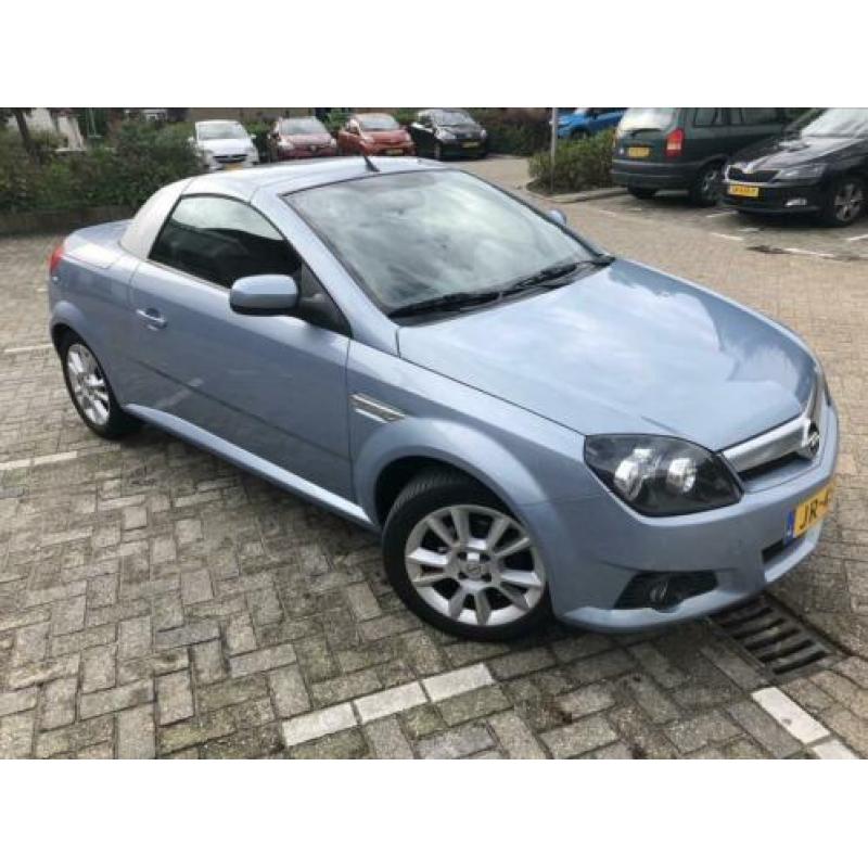 Opel Tigra 1.4 16V Twintop 2004 Blauw