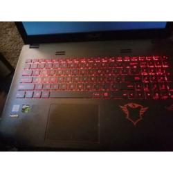 Gamers laptop (Asus)