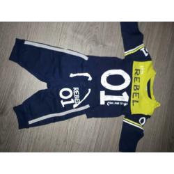 pakket babykleding