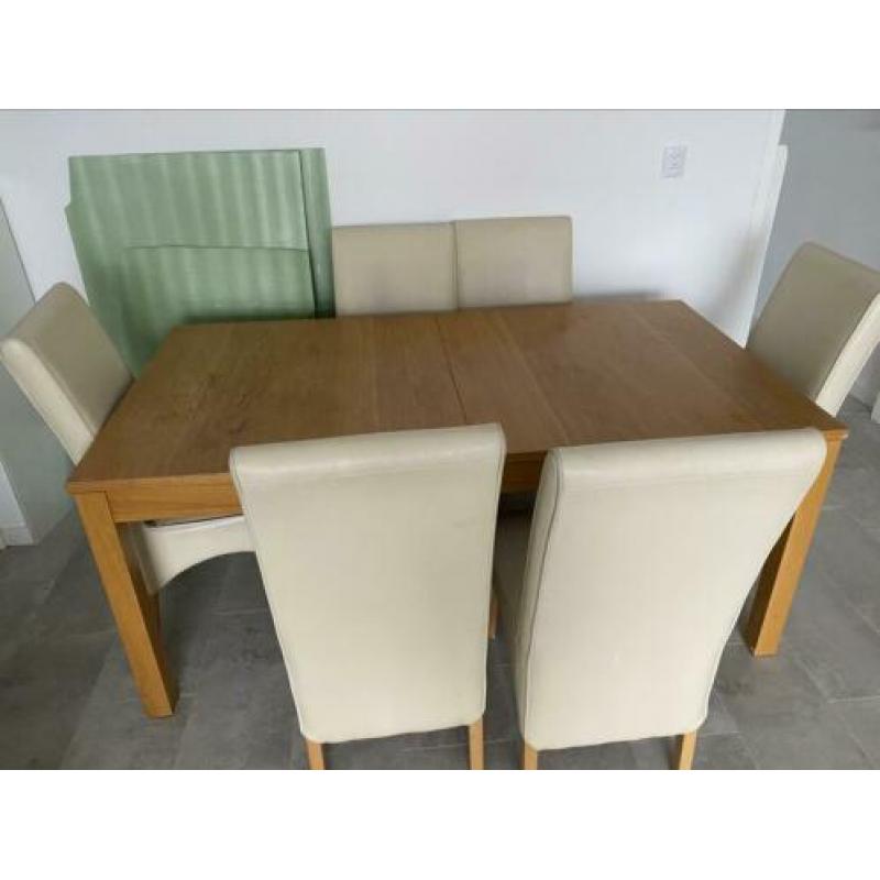 Uitbreidbare Eettafel met 6 stoelen