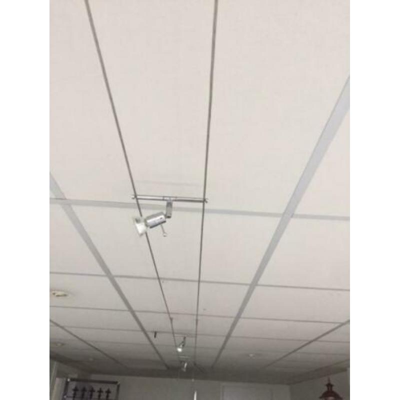 Plafond draad verlichting