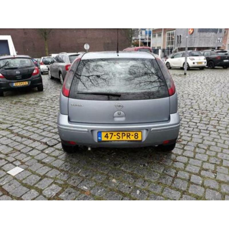 Opel Corsa 1.0 5D 2004 Grijs