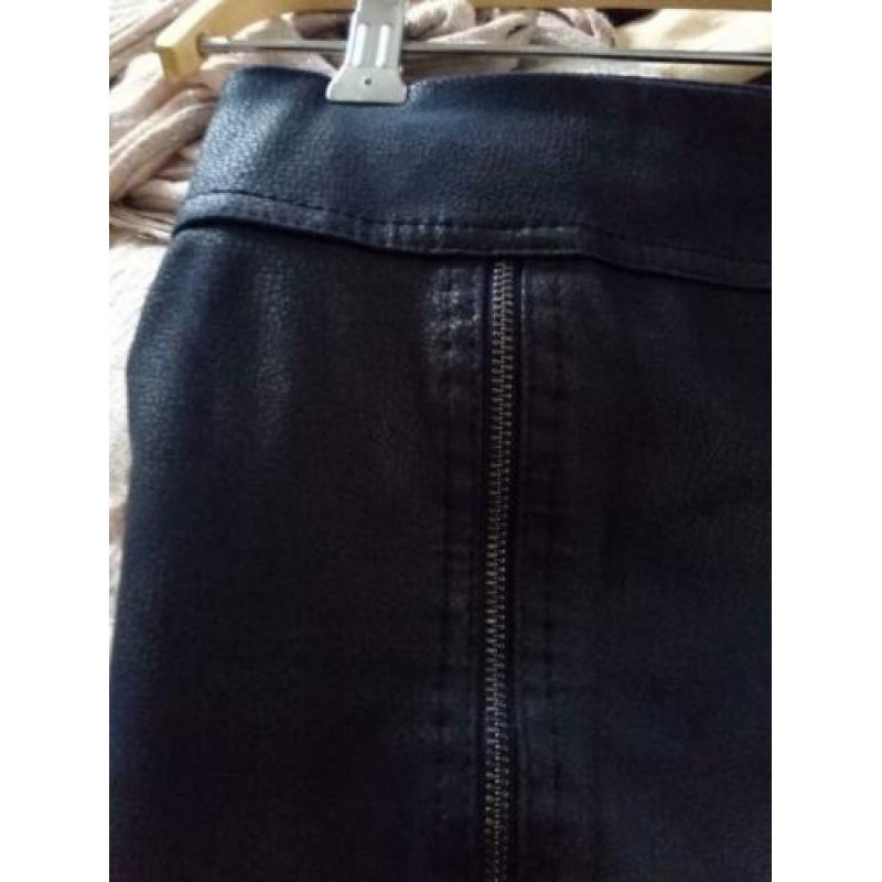 Initia rok, voelt als suède leer, diep donkerblauw, 40/42