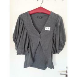 274. Grijs vestje van Only maat M