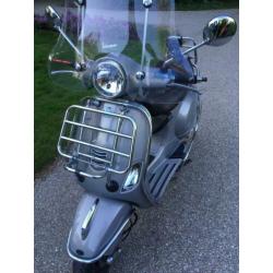Vespa LX Touring snor 2014