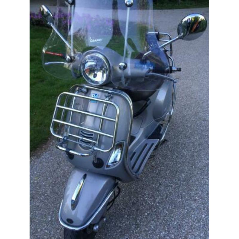 Vespa LX Touring snor 2014