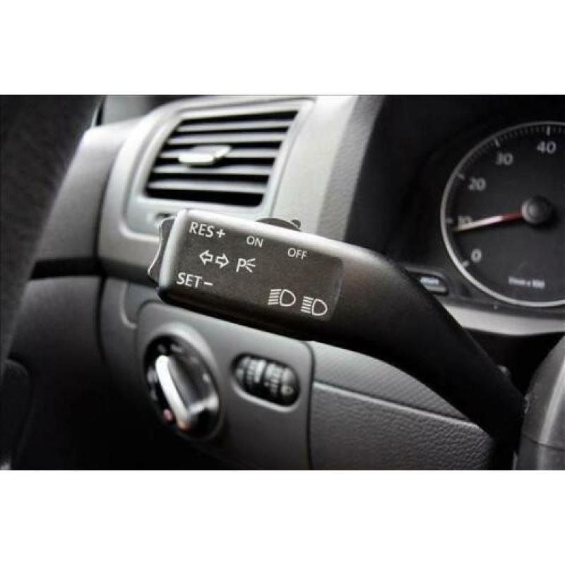 Volkswagen Golf 1.6 FSI 116pk Comf.line AIRCO CRUISE ZWART