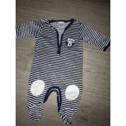 pakket babykleding