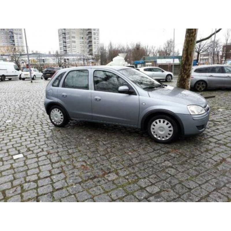 Opel Corsa 1.0 5D 2004 Grijs