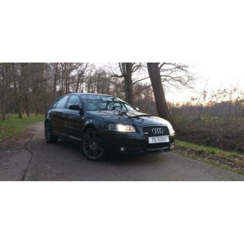 Audi A3 Sportback 2.0 TDI S-edition ✔Xenon verlichting ✔Half