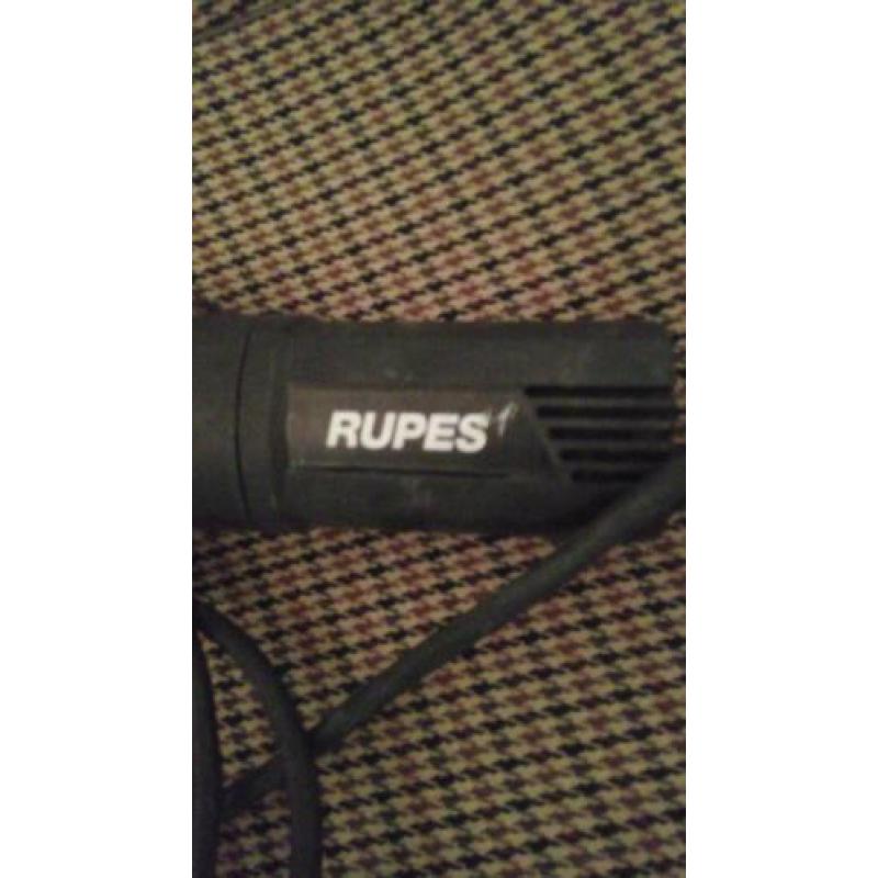 Hierbij bied ik me Rupes rechtefrees machine aan