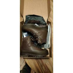 Haix Mondo Bergschoenen Wandelschoenen maat 44/45 NIEUW