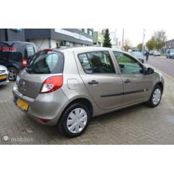 Renault Clio - 1.2 TCe Special Line Navi, Airco, 5 Drs, All