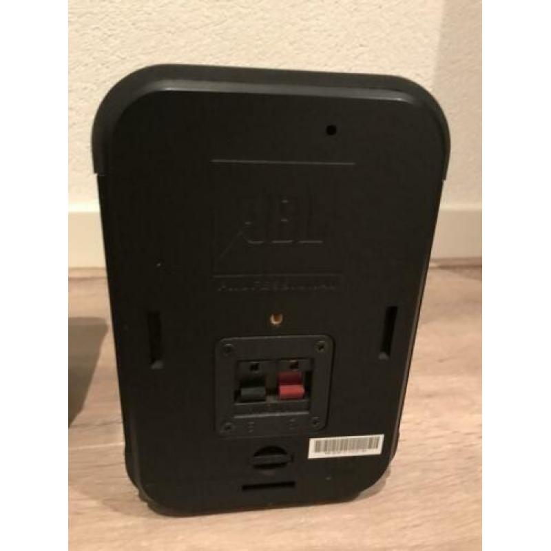 JBL - compact Powered regerence monitor - 2p