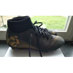 Voetbalschoenen Nike Mercurial Superfly 6 Club MG Black/Gold