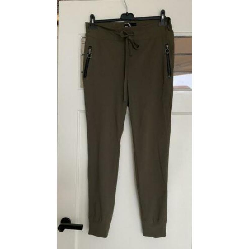 Kaki travelstof broek Jane Lushka (S/M)