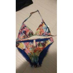 Shiwi en cars bikini’s maat 152
