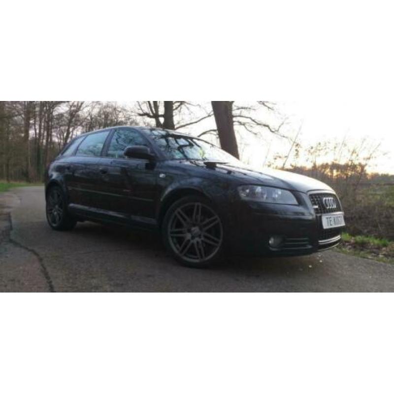 Audi A3 Sportback 2.0 TDI S-edition ✔Xenon verlichting ✔Half
