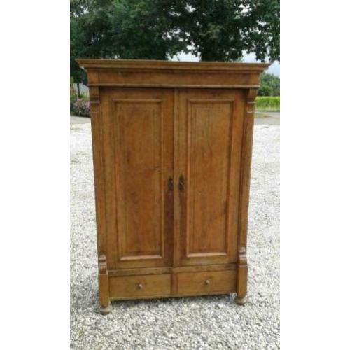 79, Antieke eiken kast te koop (vast model)