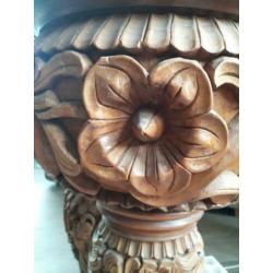 hand gesneden oosterse planten pot