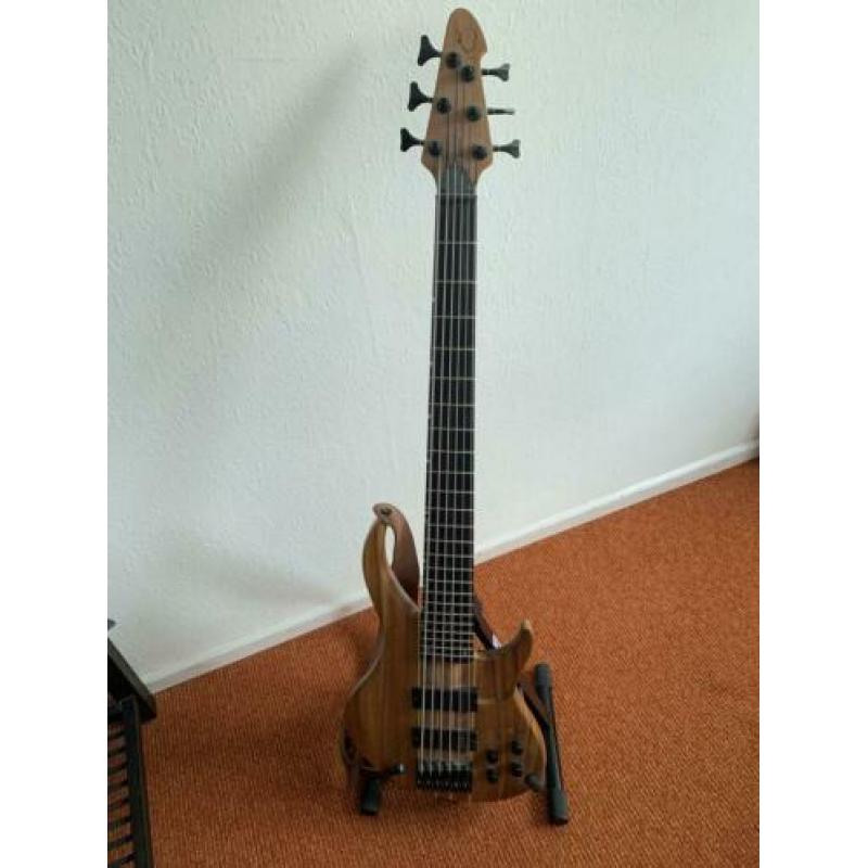Peavy Grind BXP Zessnarige basgitaar