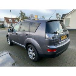 Mitsubishi OUTLANDER 2.4 OUTLANDER Intro Edition 1e Eig!