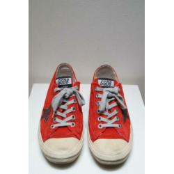 GOLDEN GOOSE Model "VSTAR2" Sneakers 38