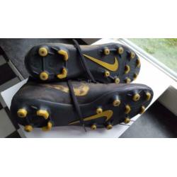 Voetbalschoenen Nike Mercurial Superfly 6 Club MG Black/Gold