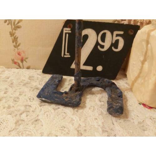 Oude merkstempel. "Nummer 5- blauw".