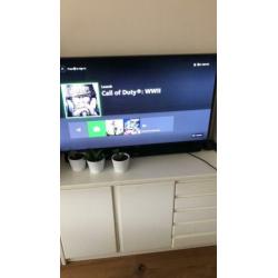 Xbox one met controllers en spellen (compleet)