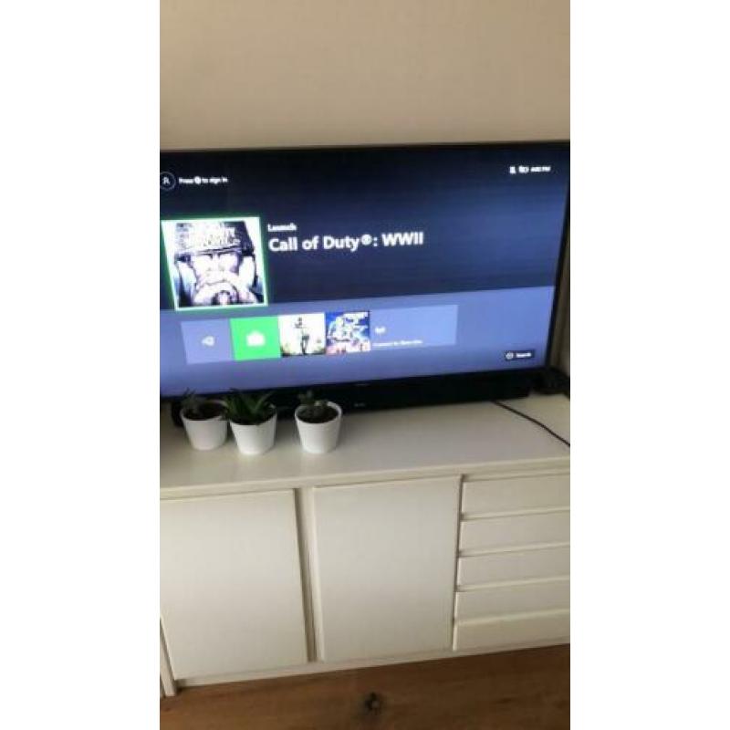 Xbox one met controllers en spellen (compleet)