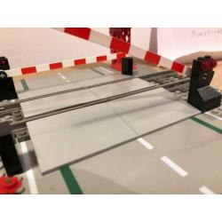 Lego 9V Trein 4539 - Manual Level Crossing (100% compleet)