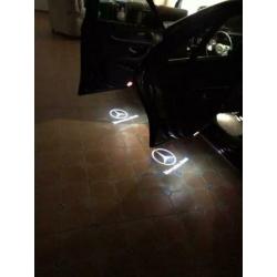 Mercedes logo CLA cls clk a b C e ml gle glc gl